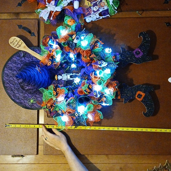 Handmade Witches Wreath - Picture 4 of 8